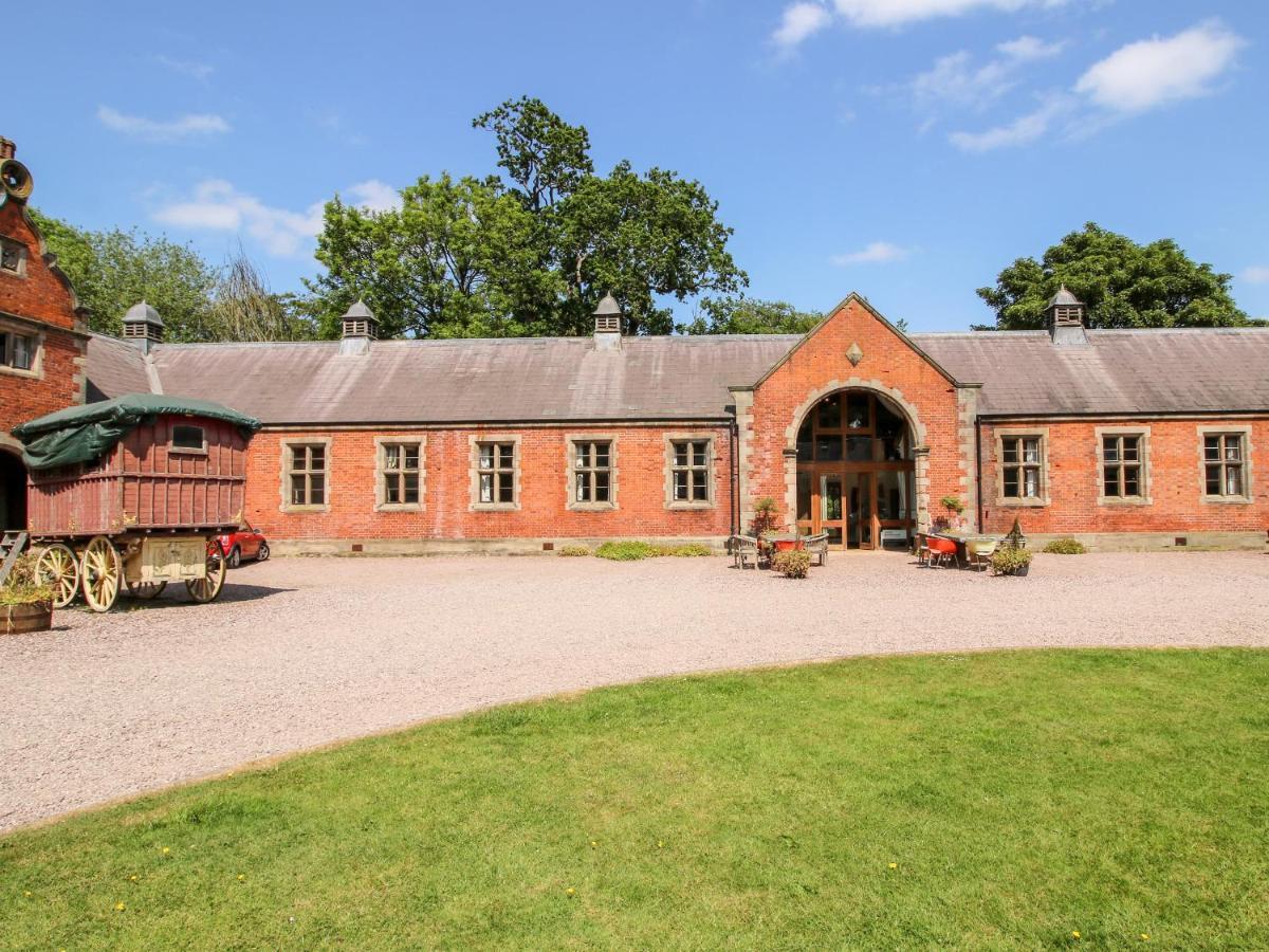 Chetwynd Lodge Stafford Exteriér fotografie