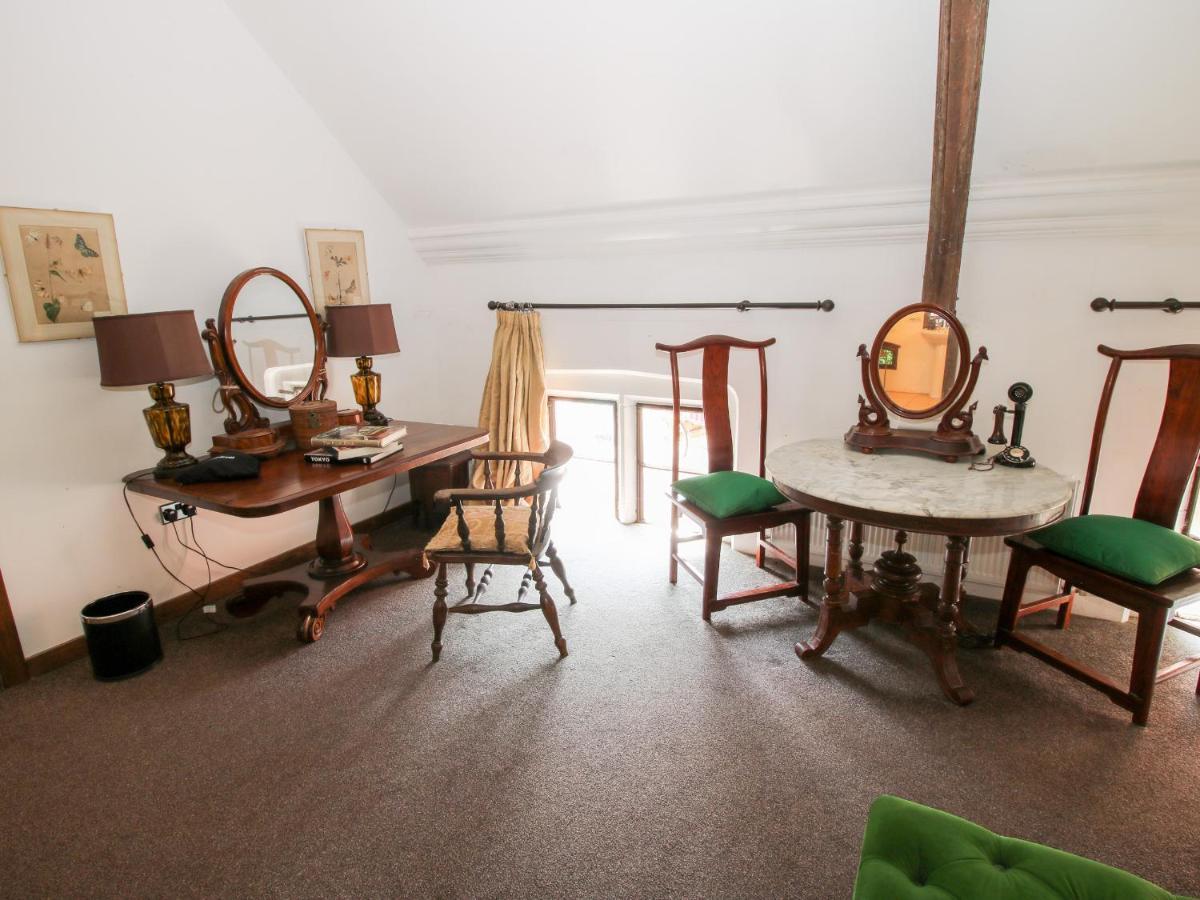 Chetwynd Lodge Stafford Exteriér fotografie