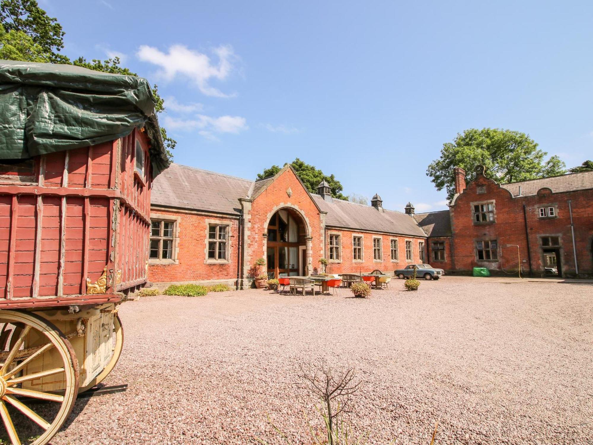 Chetwynd Lodge Stafford Exteriér fotografie